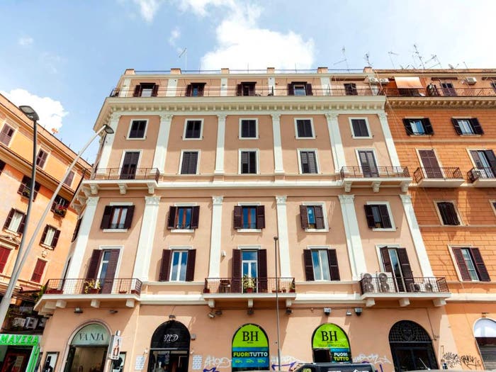 Appartamento trilocale in vendita in Via Appia Nuova, Re di Roma, Roma
