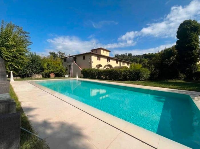 Casa con 6 locali in vendita in Via Aretina, Pelago