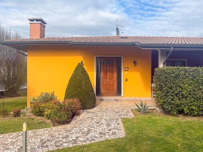 Casa con 6 locali in vendita in Gazzolo, Arcole