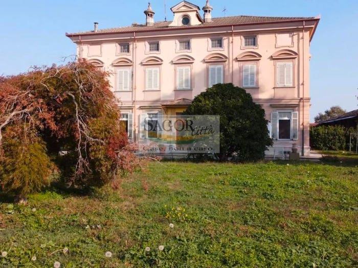 Casa con 6 locali in vendita in Stradale Poirino, San Lazzaro, Pinerolo