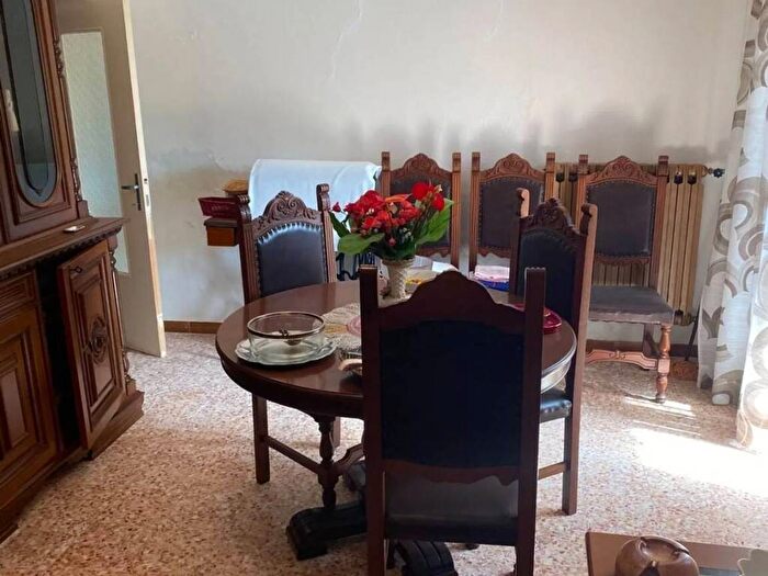 Casa con 6 locali in vendita in Località Castello, Comano