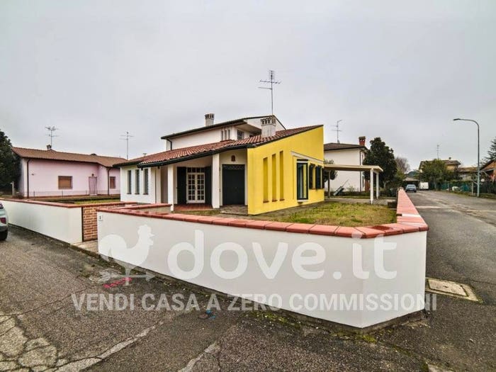 Casa con 5 locali in vendita in Traversa Pirazzini, Traversara, Bagnacavallo