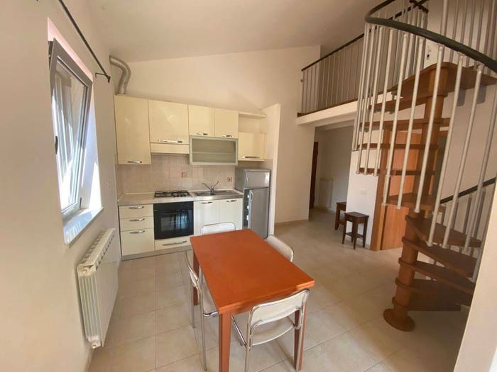 Appartamento quadrilocale in vendita in Strada Statale della Cisa, Aulla