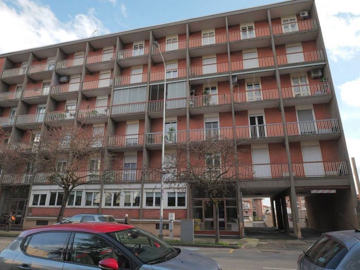 Appartamento con 5 locali in vendita in Viale Macallè, Masarone, Biella