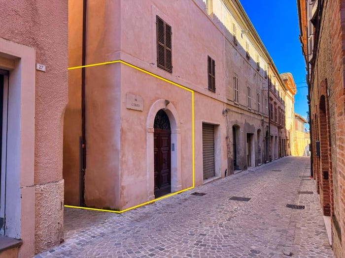 Appartamento con 6 locali in vendita in Via Giuseppe Colucci, Penna San Giovanni