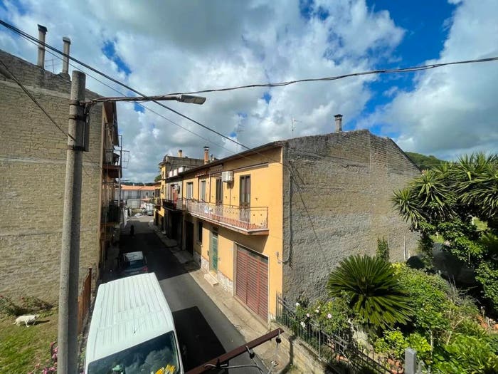 Appartamento quadrilocale in vendita in Via Silvio Pellico SNC, Marta