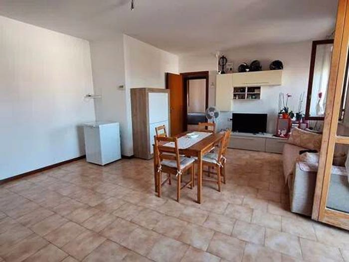 Appartamento trilocale in vendita in Via Achille Grandi SNC, Centro, Collesalvetti