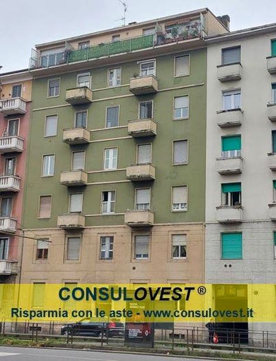 Appartamento bilocale in vendita in Viale Certosa, Certosa, Milano