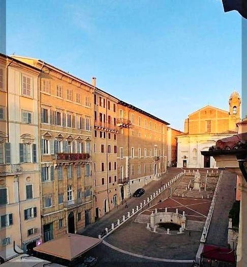 Appartamento quadrilocale in vendita in Centro Storico, Ancona