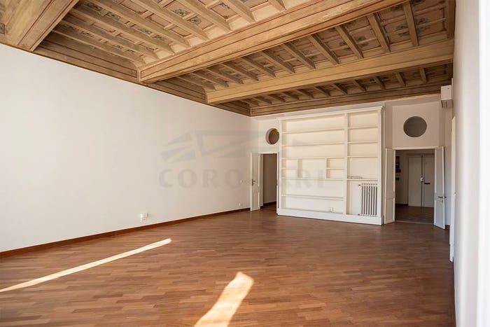 Appartamento con 6 locali in affitto in Piazza di San Salvatore in Lauro, Piazza Navona, Roma