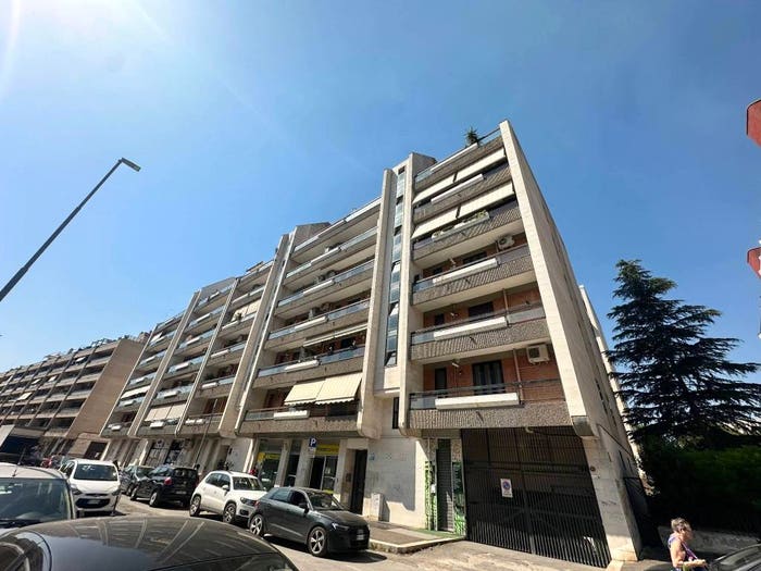 Appartamento trilocale in vendita in Via Francesco Marinaccio, San Ciro Stadio, Foggia