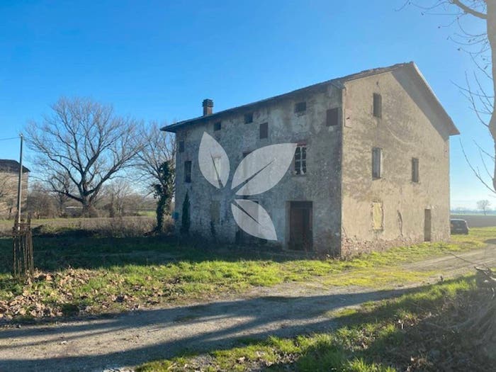 Casa con 6 locali in vendita in Via Grugno, Fontanellato
