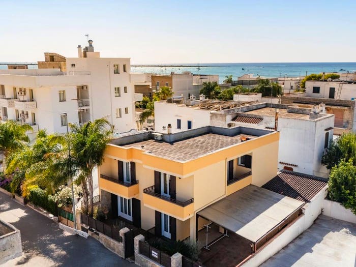 Casa quadrilocale in vendita in Via Salvatore Quasimodo, Centro, Porto Cesareo