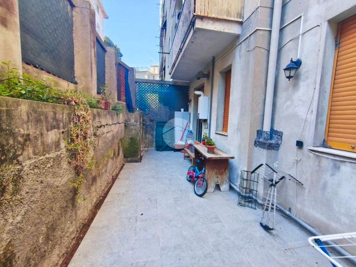 Appartamento bilocale in vendita in Via Mansueto, Rivarolo, Genova