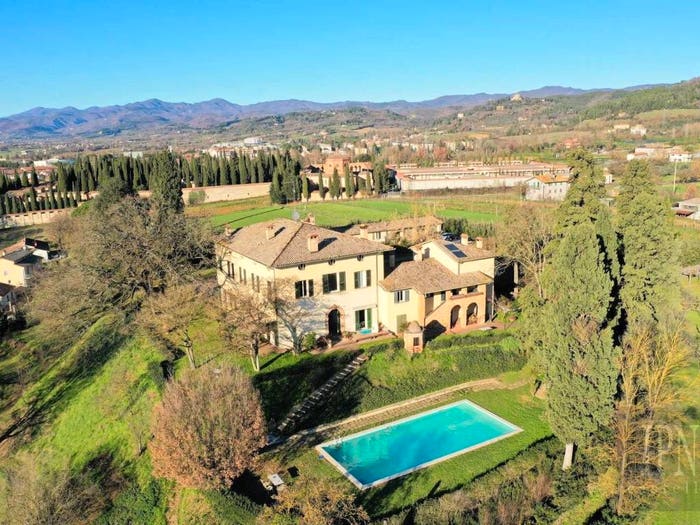 Casa con 6 locali in vendita in Via Trieste, Centro, Città di Castello