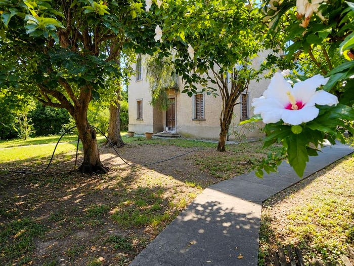 Casa con 6 locali in vendita in Corso Giacomo Matteotti, Centro, Finale Emilia