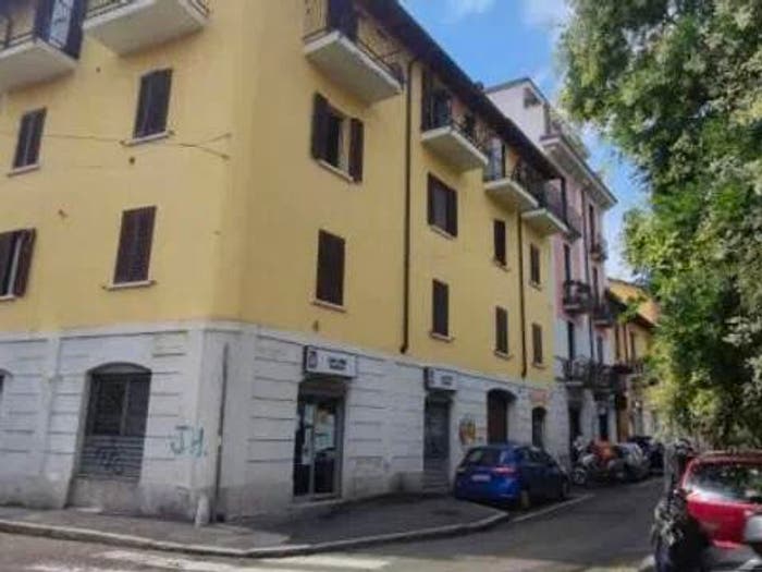 Appartamento trilocale in vendita in Piazza Anita Garibaldi, Baggio, Milano
