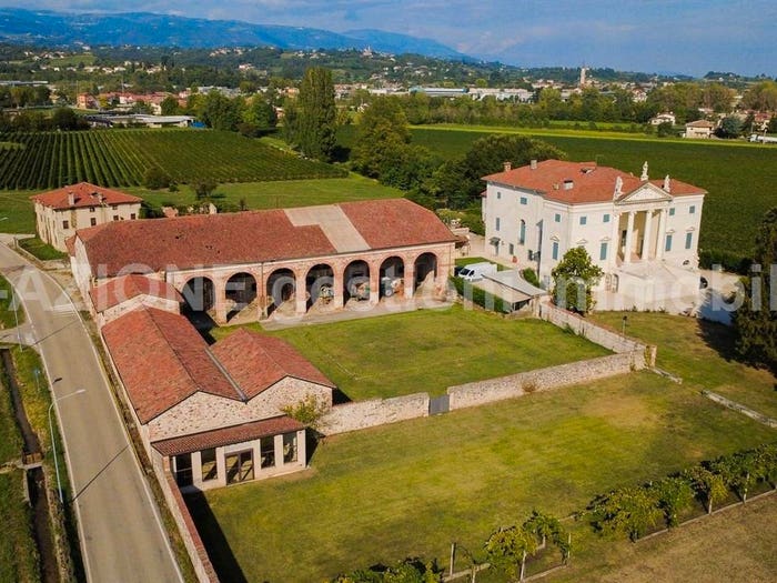 Casa in vendita in Via Villa Capra, Sarcedo