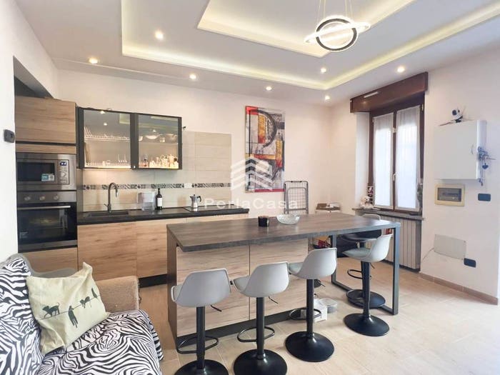 Casa trilocale in vendita in Via Carlo Alberto, Centro, Cassolnovo