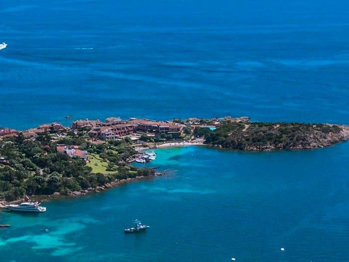 Casa trilocale in vendita in Via dei Velieri, Porto Cervo, Arzachena