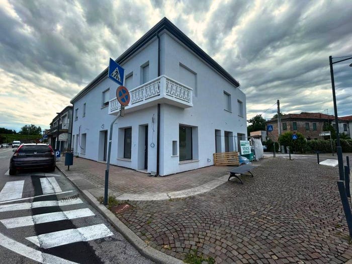 Appartamento con 5 locali in vendita in Via Mazzini, Centro, Anguillara Veneta