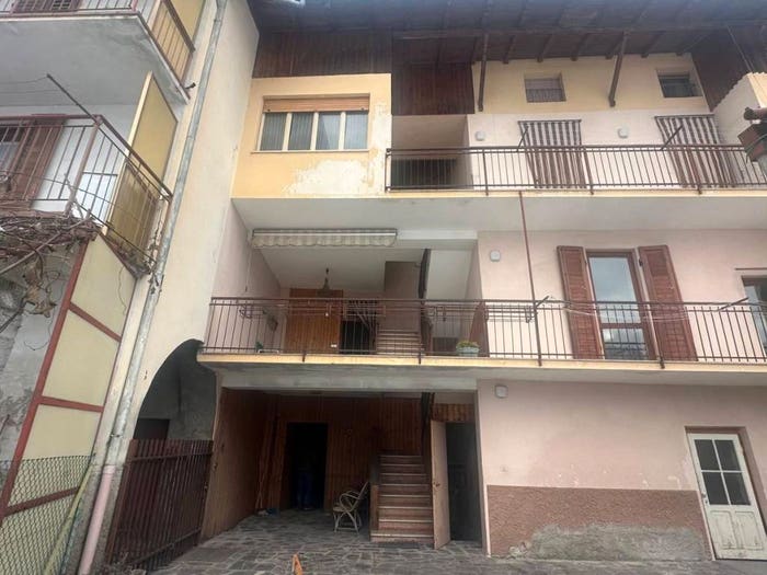 Casa in vendita in Vicolo delle Caodigne, Centro, Levico Terme