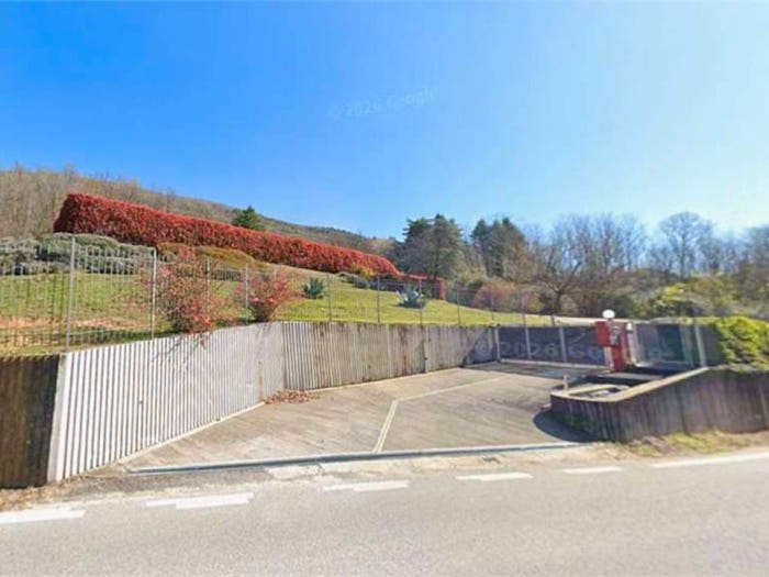 Casa con 6 locali in vendita in Via Giaveno, Cumiana