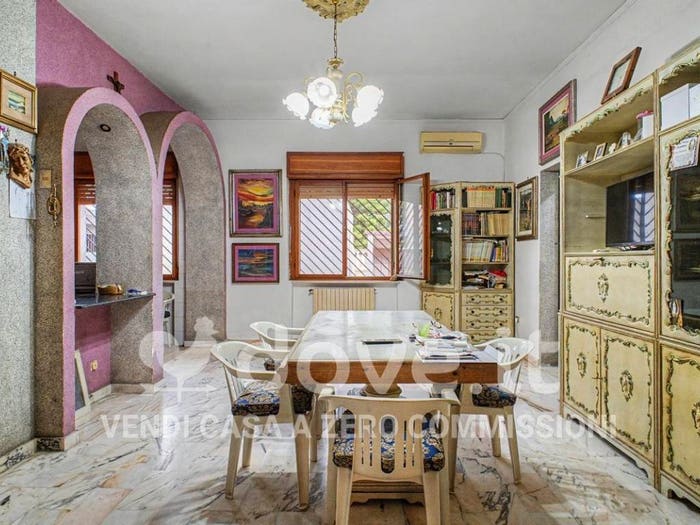 Casa con 6 locali in vendita in Via Litoranea Salentina, Leporano Marina, Leporano