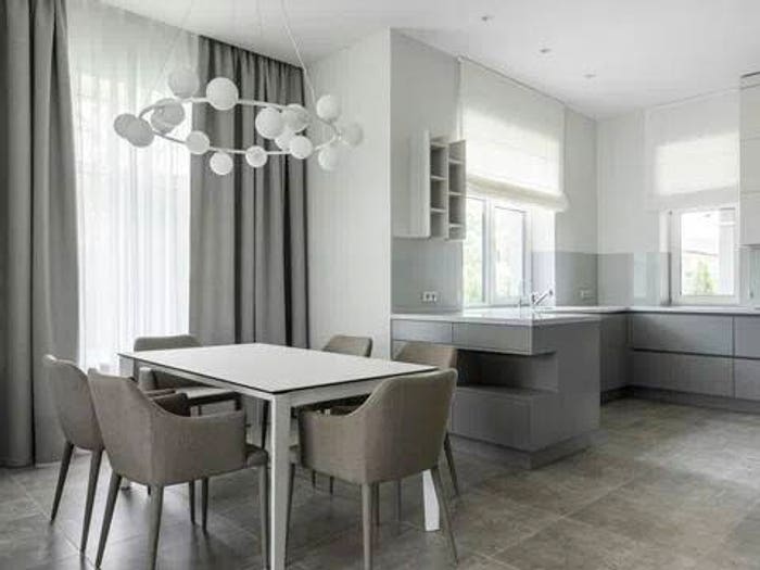 Appartamento con 6 locali in vendita in Via Guglielmo Zucconi, San Faustino, Modena