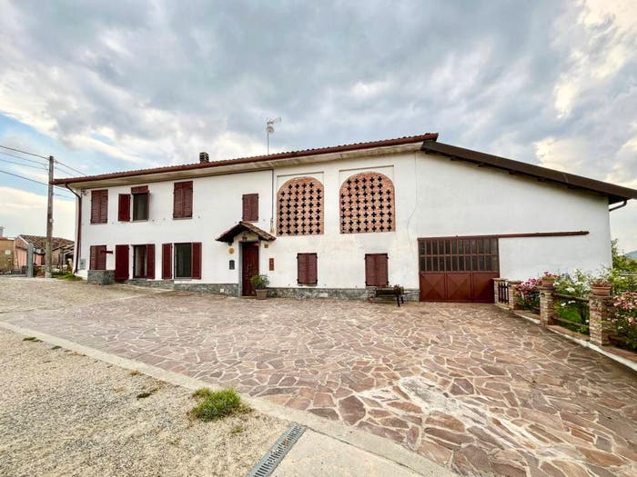 Casa bilocale in vendita in Strada Bricco Quaglia, Bionzo, Costigliole d'Asti