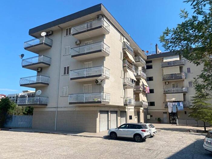 Appartamento trilocale in vendita in Via Blasco, Rossano Stazione, CoriglianoRossano