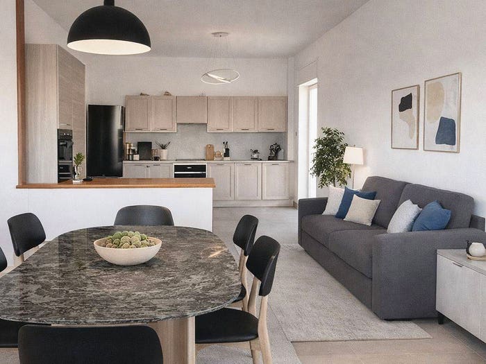 Appartamento con 6 locali in vendita in Via Giacomo Puccini, Stazione, Lecce