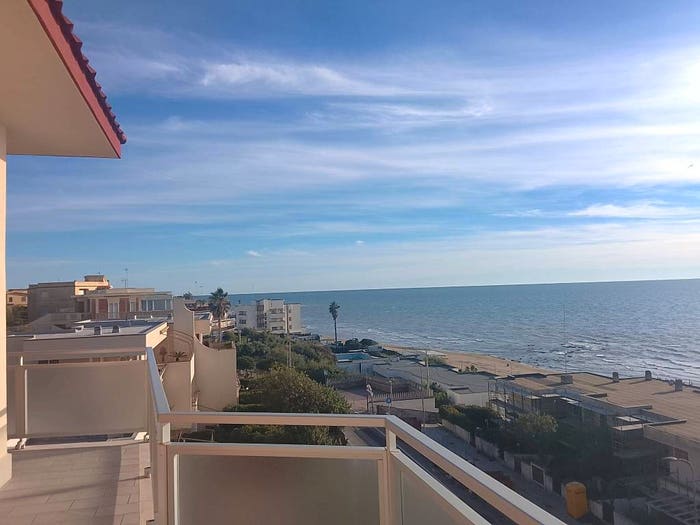 Appartamento trilocale in vendita in Lungomare Enea, Lavinio Mare, Anzio