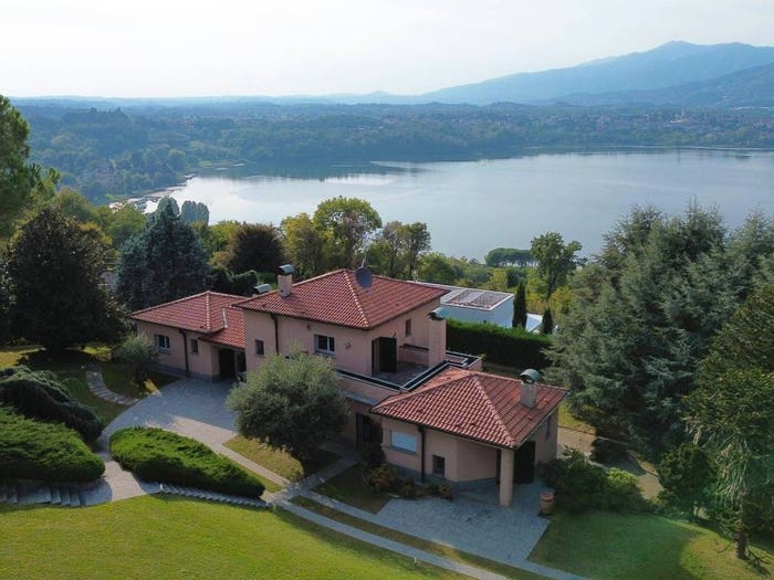 Casa con 6 locali in vendita in Via al Maglio, Centro, Oggiono