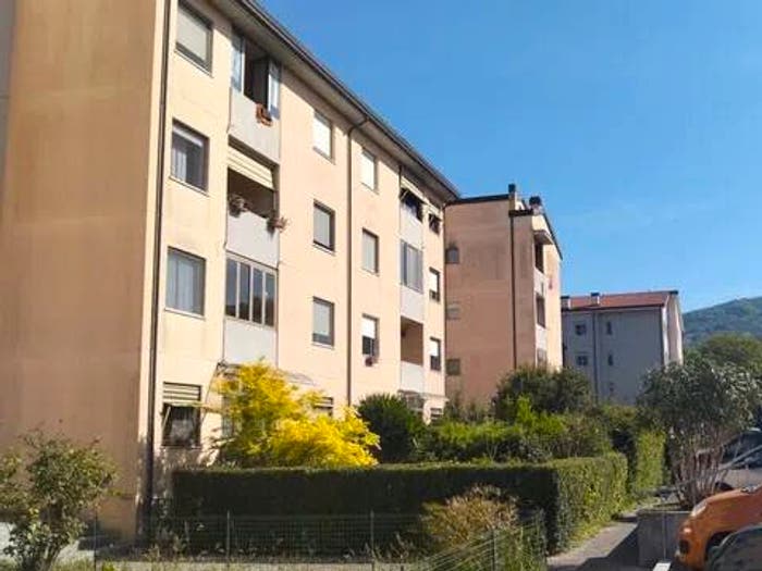 Appartamento quadrilocale in vendita in Via G Spadoni, Centro, Santo Stefano di Magra