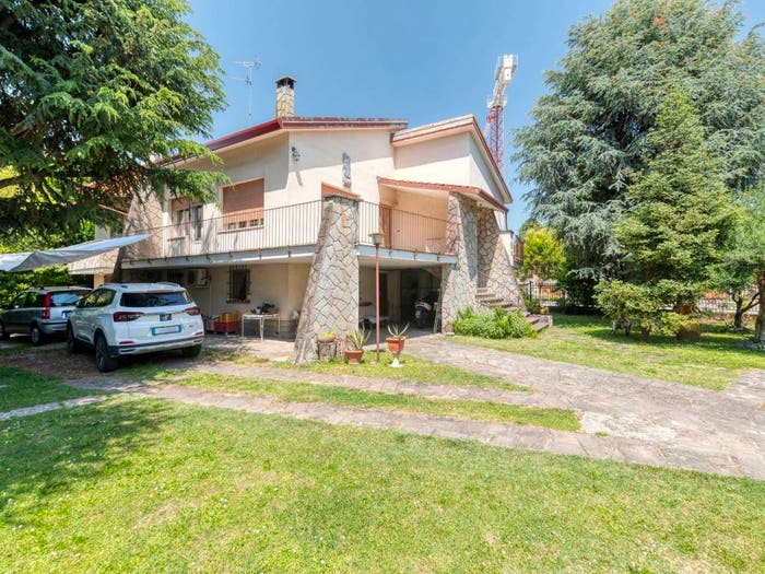 Casa con 6 locali in vendita in Via Tommaso Campanella, Campanella, Imola