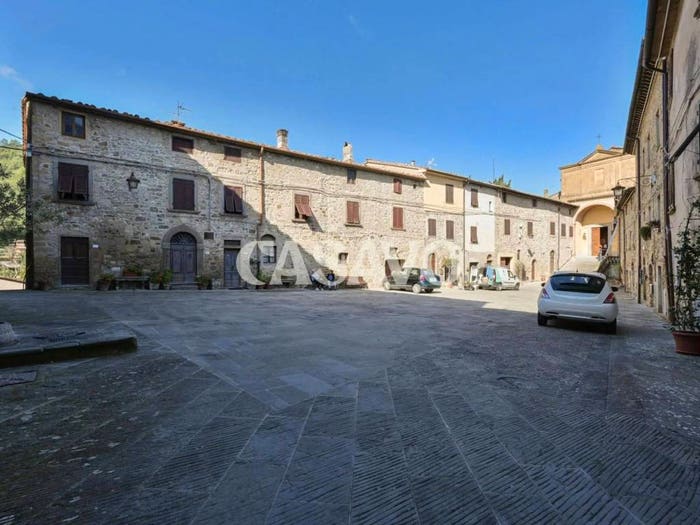 Appartamento quadrilocale in vendita in Piazza della Chiesa, Centro, Chianni