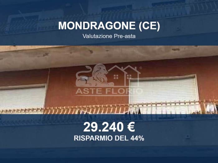 Appartamento quadrilocale in vendita in Via Emilio Salgari, Mondragone