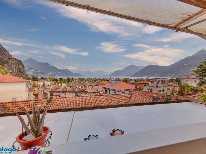 Appartamento bilocale in vendita in Via Castello, Centro, Dervio