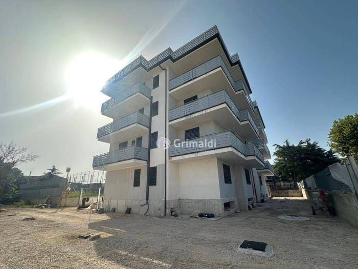 Appartamento trilocale in vendita in Via Domenico Castaldo, Centro, Acerra