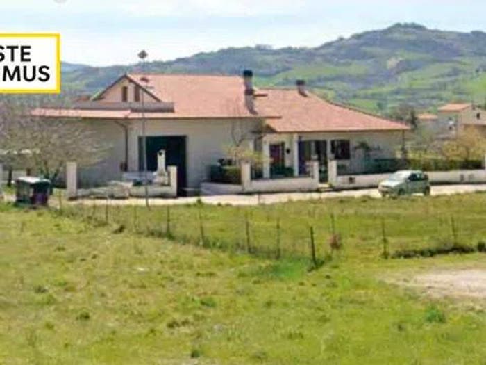 Casa con 6 locali in vendita in Via Fratelli Filippetti No Number, Centro, Gualdo Tadino