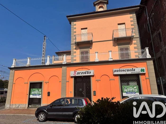 Casa con 6 locali in vendita in Via Roma, Centro, Chivasso