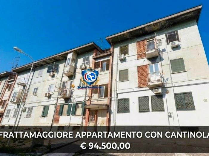 Appartamento quadrilocale in vendita in Via Tenente Luigi Vitale, Frattamaggiore