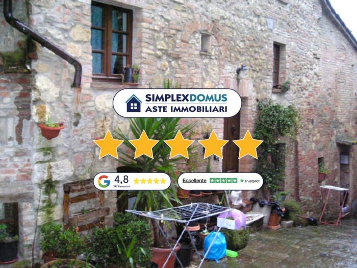Appartamento con 5 locali in vendita in Vicolo degli Orti, Centro, Montepulciano