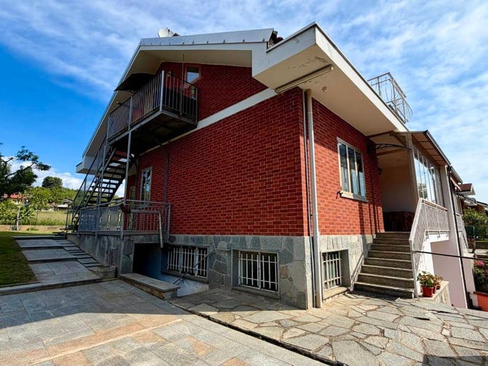 Casa con 5 locali in vendita in Via Rosta, Villarbasse