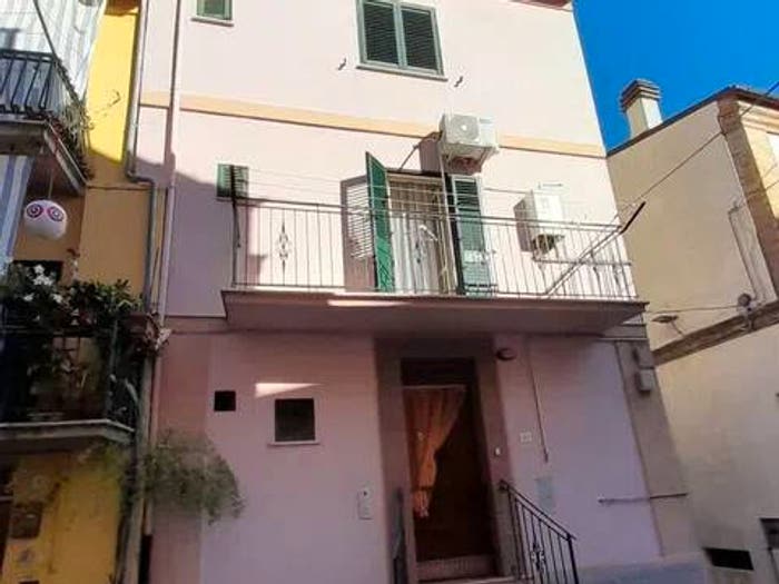 Casa quadrilocale in vendita in Via Pietraguscio, Centro, Monteodorisio