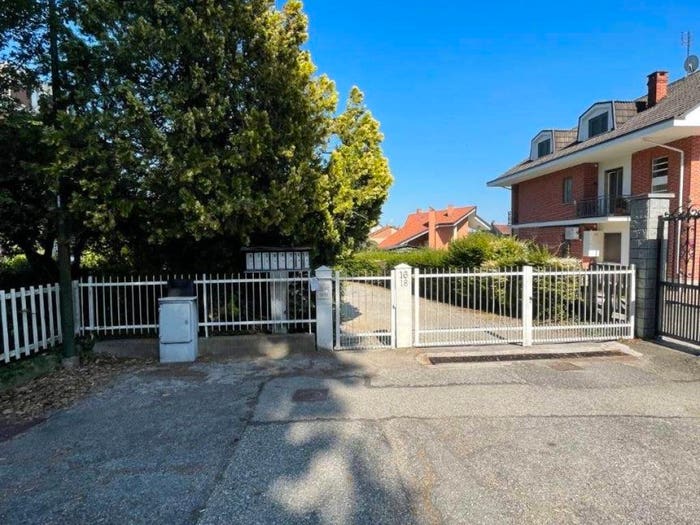 Appartamento quadrilocale in vendita in Via Fontanesi, Piossasco