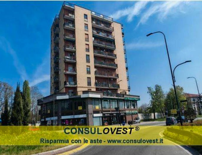 Appartamento trilocale in vendita in Via Monte Pasubio, Centro, Limbiate