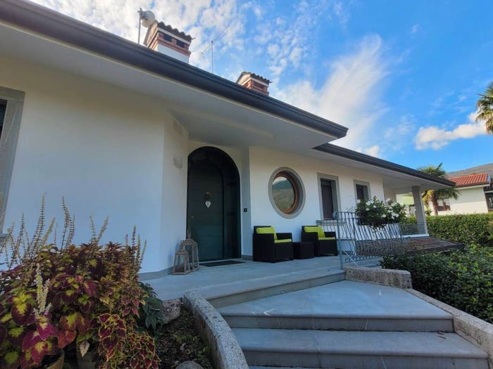 Casa con 5 locali in vendita in Via Longone, Polcenigo