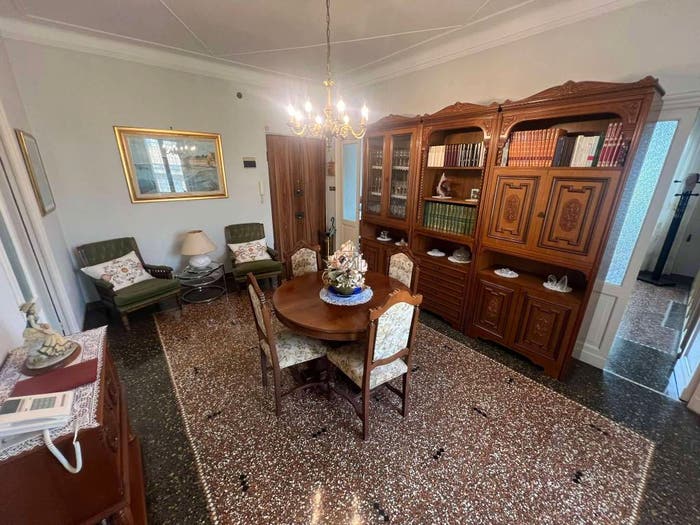 Appartamento quadrilocale in vendita in via DEI REGGIO, Multedo, Genova